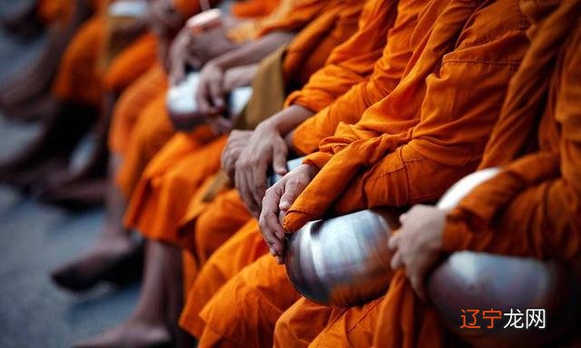 泰国佛牌不要乱买,切莫买到阴牌,据说是“小鬼牌”