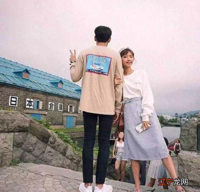 身高尴尬的男星!黄晓明身高成迷,甄子丹如何hold住一米八老婆?