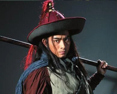 水浒传最厉害的4大英雄, 武松居然垫底, 此人排在首位!