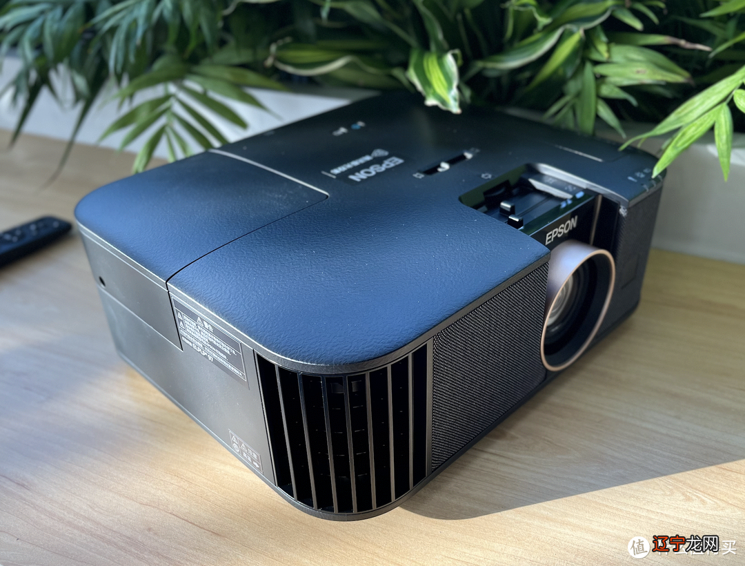 【到站秀】D65专业电影色准 爱普生CH-TW6280T专业4K投影/CH-A100智能高清投影开箱测试