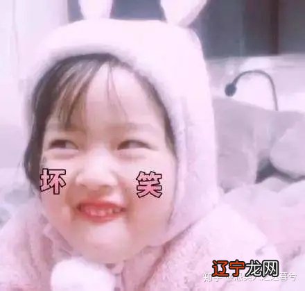 从《惊雷》到罗志祥的《猛男日记》，这些歌词竟然这么魔幻...