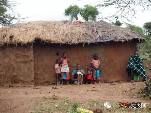 “多夫多妻”、女性割礼、饮生血…一位中国妹子探访非洲马赛族神秘传统婚礼