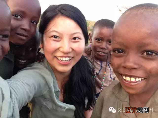 “多夫多妻”、女性割礼、饮生血…一位中国妹子探访非洲马赛族神秘传统婚礼