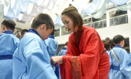 短裤英文怎么读_短裤英文怎么说_短裤的英文