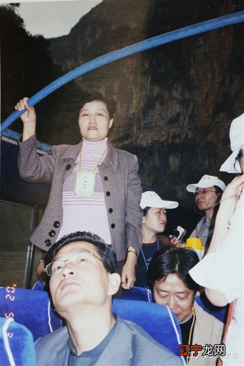 幸运游览小三峡胜景。湖边5.