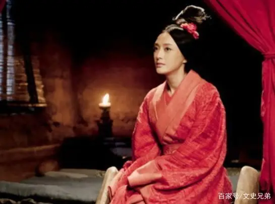 戚夫人和吕后的优劣对比,刘邦最终还是选择放弃戚夫人