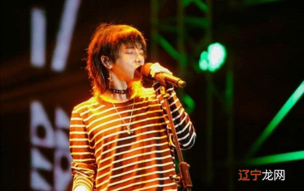 华晨宇同父异母妹妹首露面，清新可爱，却总找他要零花钱