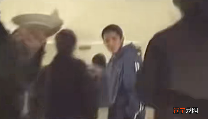 张国荣去世那天,梁朝伟为什么没有哭?