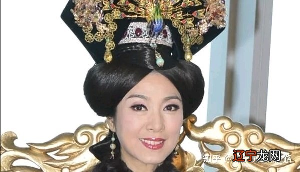 大清帝国的灭亡责任在谁?她才是大清朝历史的罪人