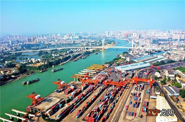 广西工业杠把子柳州市,为什么没有发展成大城市?