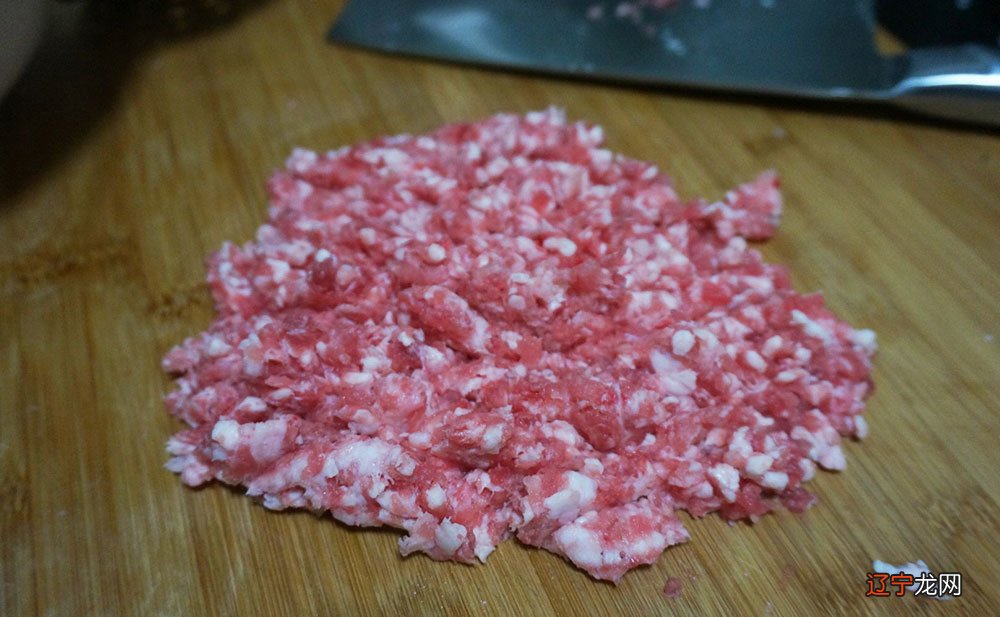 初五吃饺子_梦见吃饺子饺子撒一地_初五吃饺子象征着什么