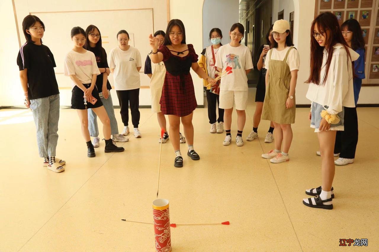 庆华诞育家国情怀,扬大学子乘国庆之风贺九九重阳