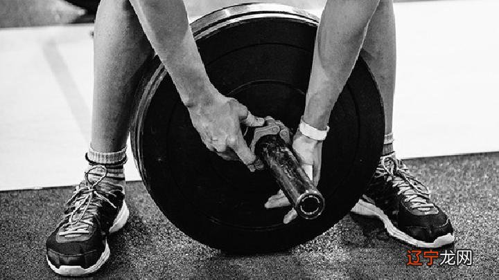 女生瘦腿的最快方法是什么？少女时代教你如何练长腿？