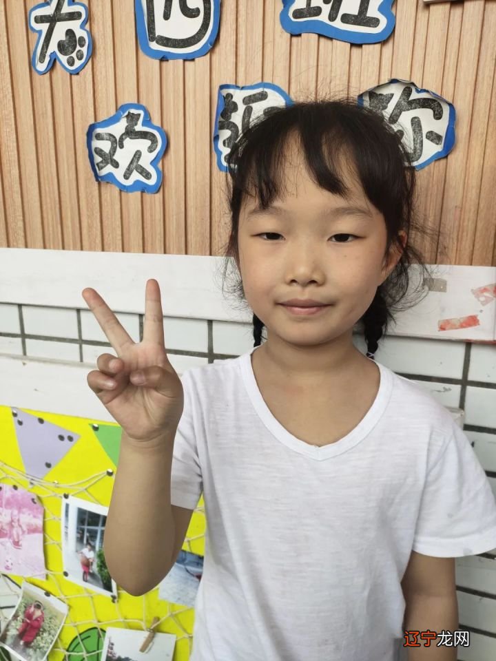 幼儿园的萌宝们探索有趣的象形字