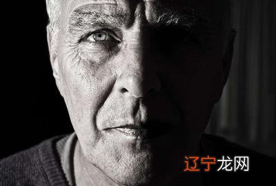 一、挖鼻孔吃掉鼻屎的人更健康吗