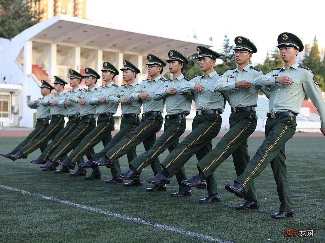 大专生考军校_大专毕业生考军校条件_大专大二去当兵考军校