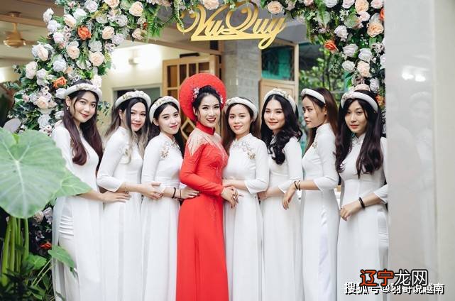 中国的边境小城，有着大量越南美女，但她们来此的目的却并不一般