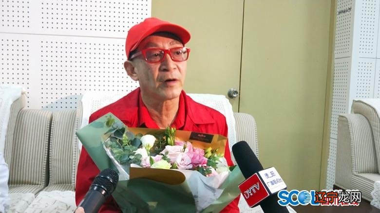 六小龄童现身德阳广汉 讲述86版《西游记》背后的故事