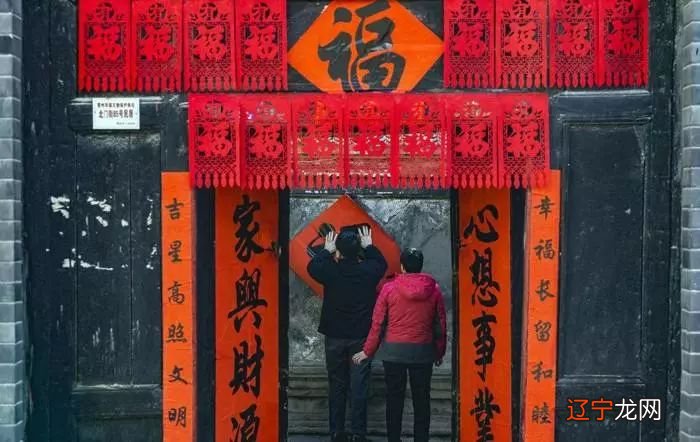 几点贴福字才对?一年一次请福回家,千万别贴错了!