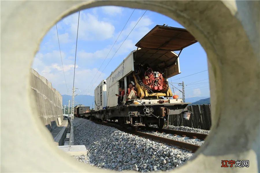 新建渝怀铁路二线涪陵至中嘴段进入动态检测阶段 年底全线通车